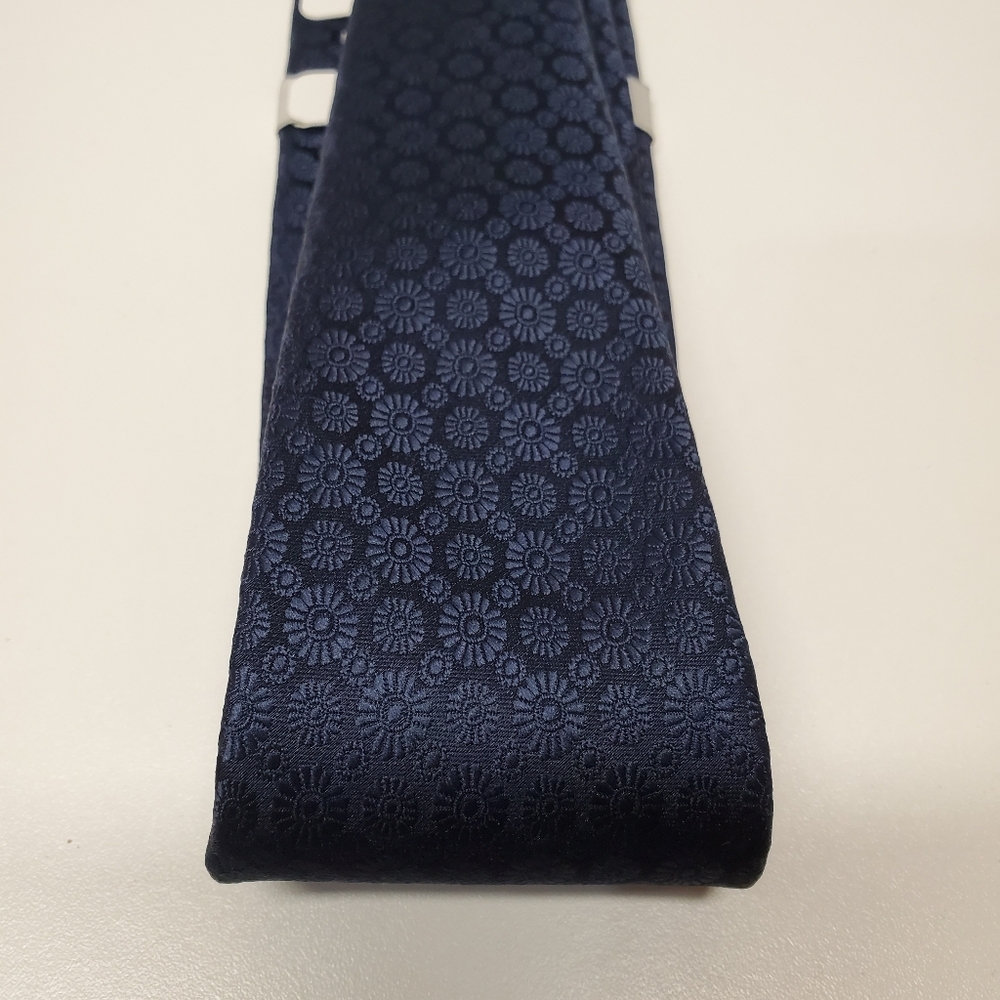 Perry Ellis Blue Tie 👔 - Picture 5 of 5